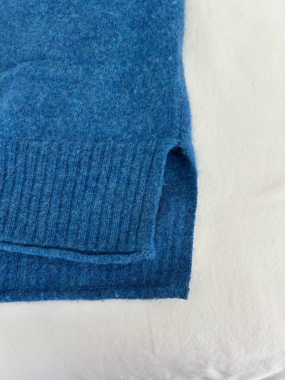 Rachel Zoe 100% Cashmere Crewneck Pullover Sweater - Picture 5 of 6